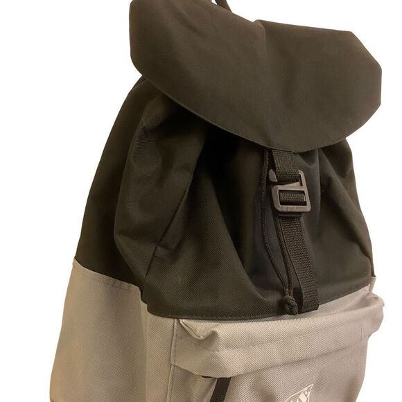 Home Depot Black and Grey Overflap Backpack NWOT - Picture 5 of 14